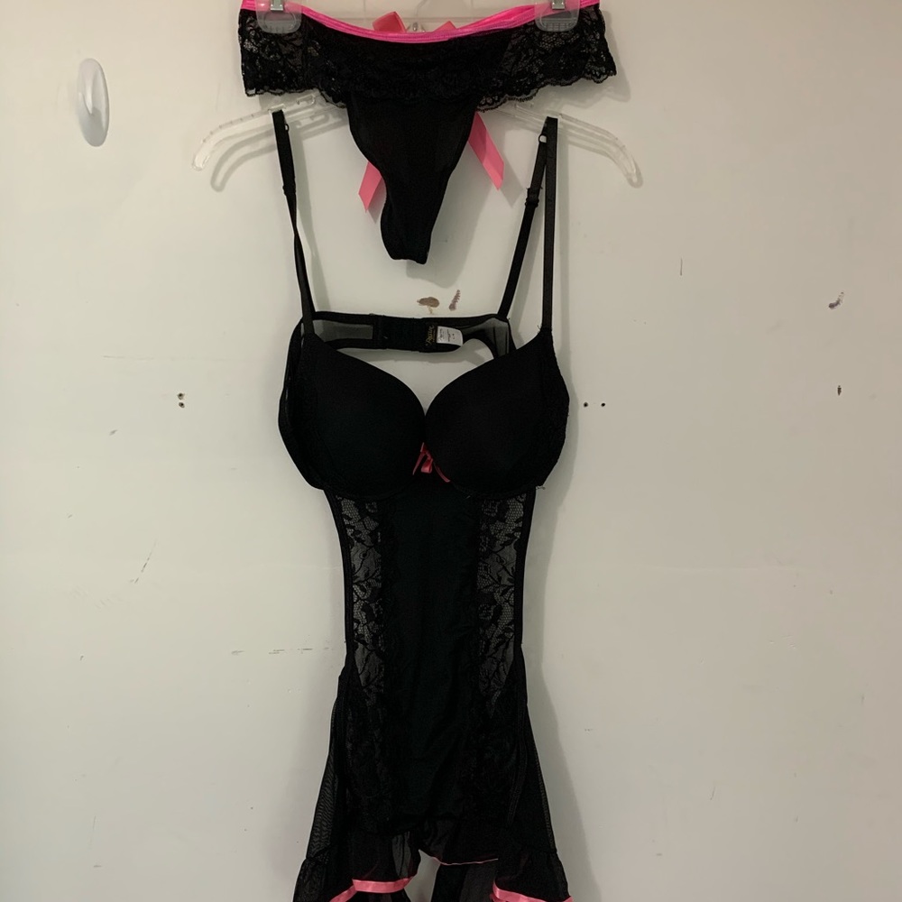 VGUC Passion Forever Black Ruffle Chemise & Thong
